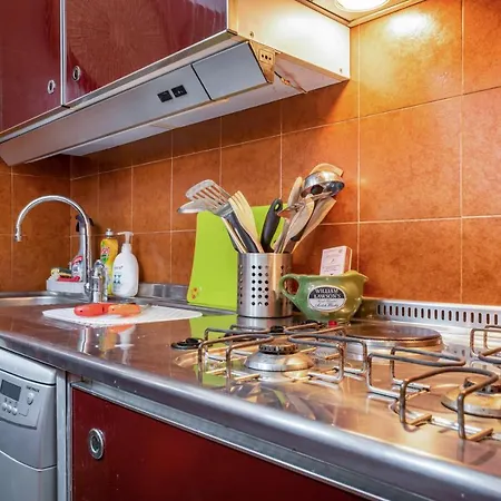 Apartment With Pool&private Parking!