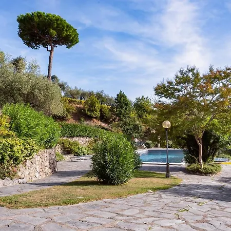 With Pool&private Parking! Apartament Lerici